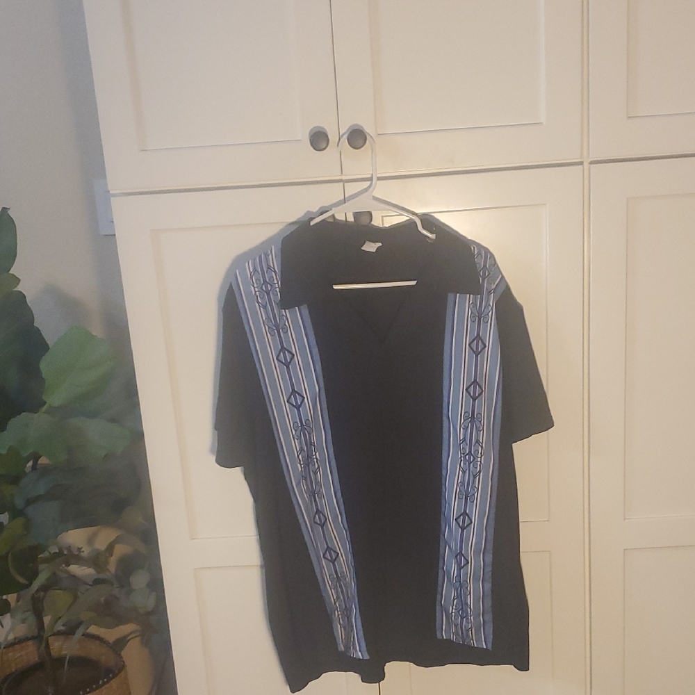 Men's Casual Black and Blue Button Down Shirt By Chickyea